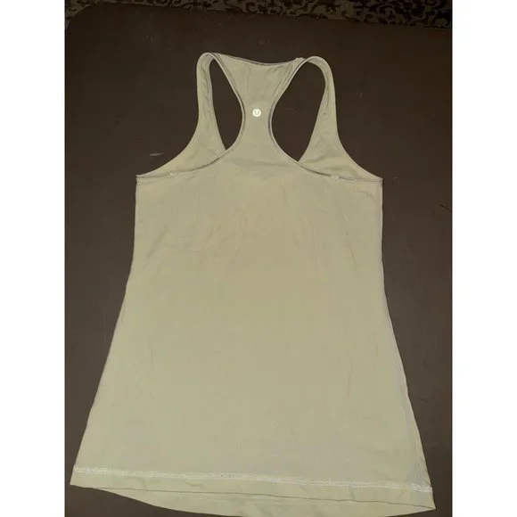 Lululemon tank top women’s‎ size 8? - Picture 3 of 3
